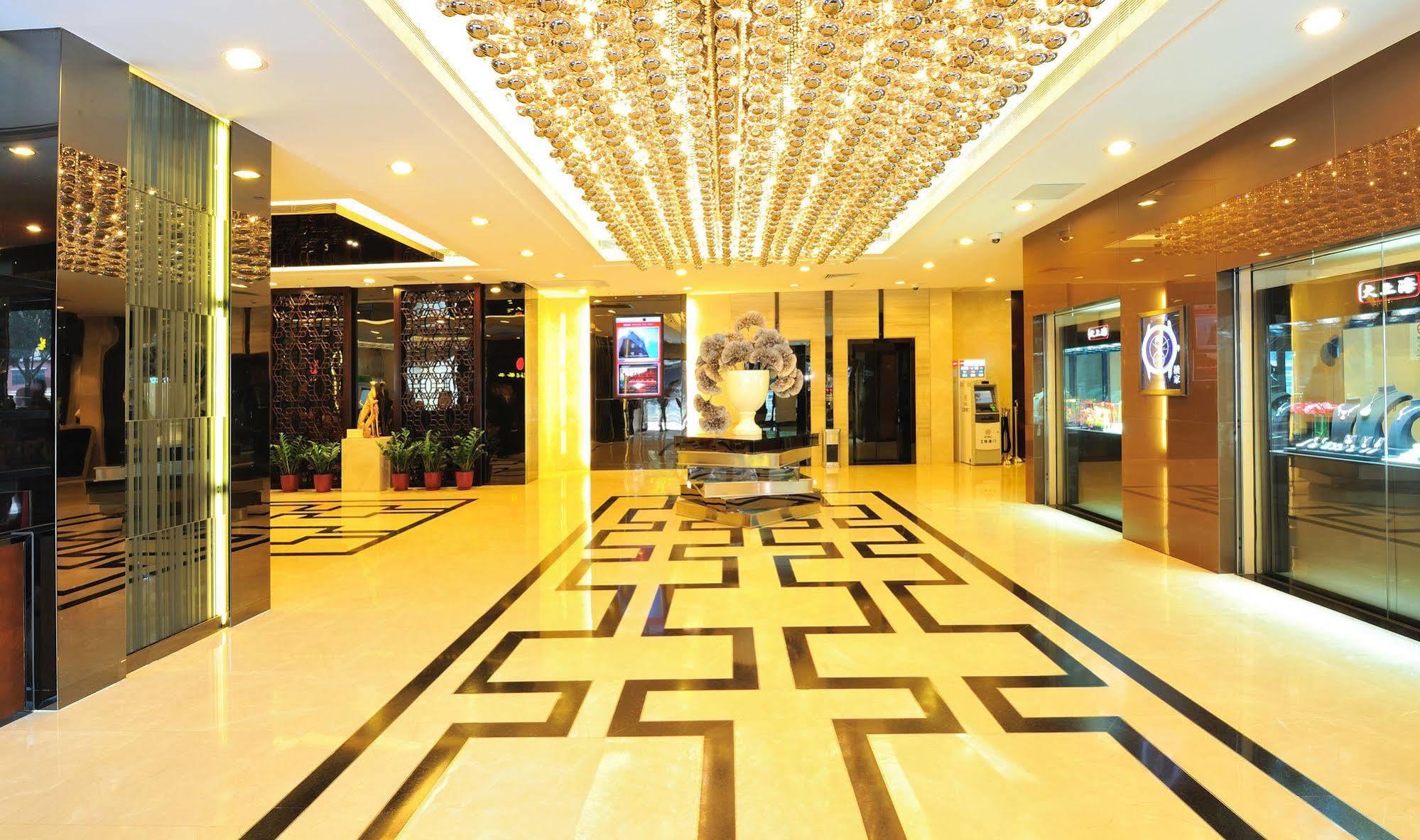 Hotel Beverly Plaza Macau Luaran gambar